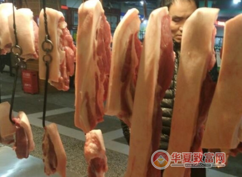 卖猪肉赚钱吗
